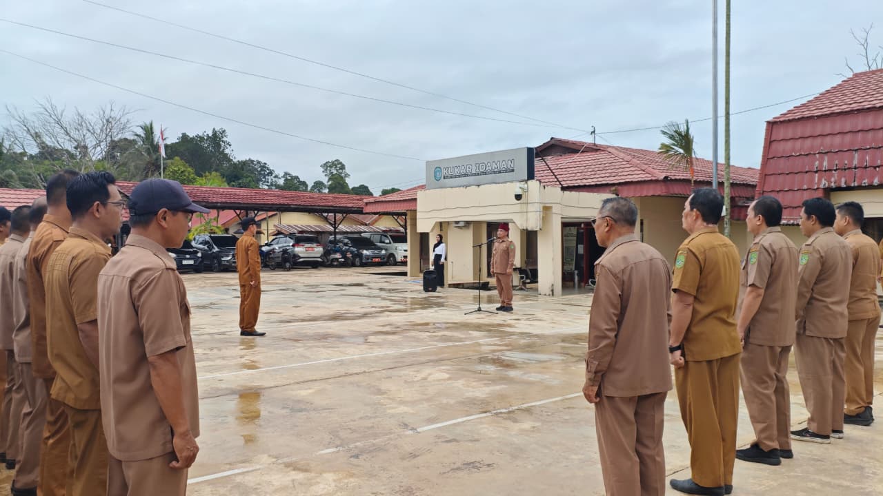 Apel Pagi Kecamatan Sebulu, Camat Sebulu Tekankan Kesiapan Pelaksanaan Kegiatan Mendatang
